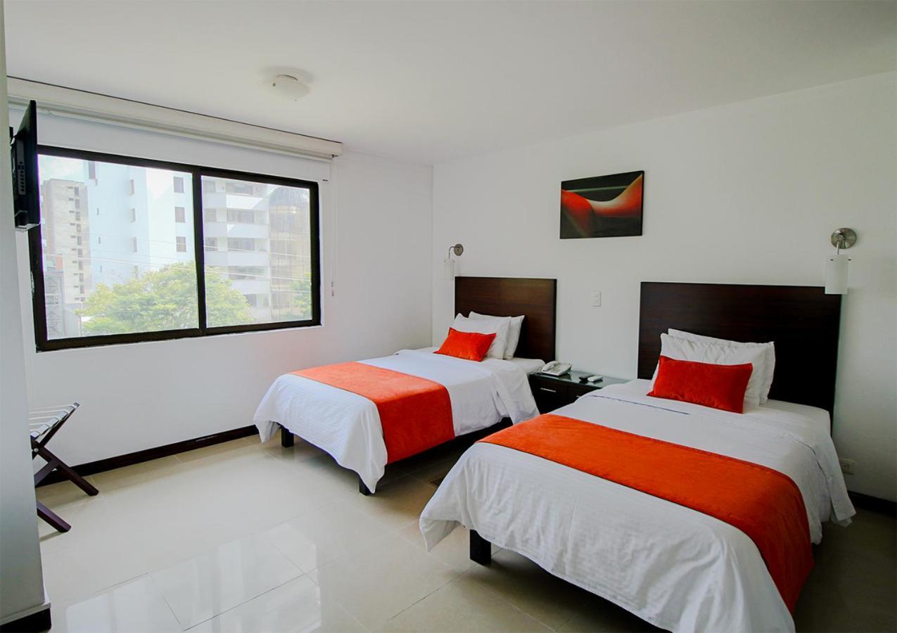 Hotel Pinares Plaza Pereira Exterior foto